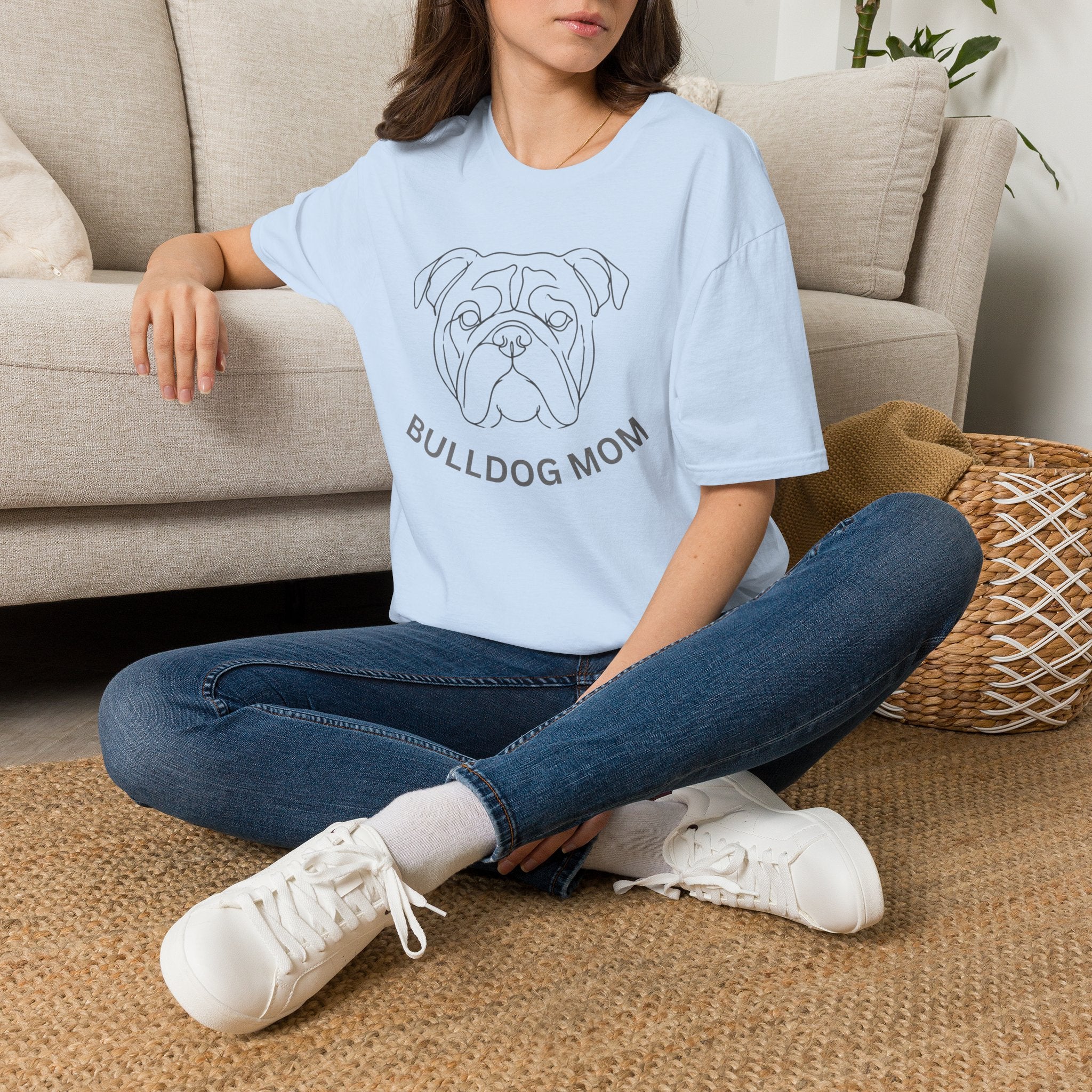 Bulldog Mom T-Shirt