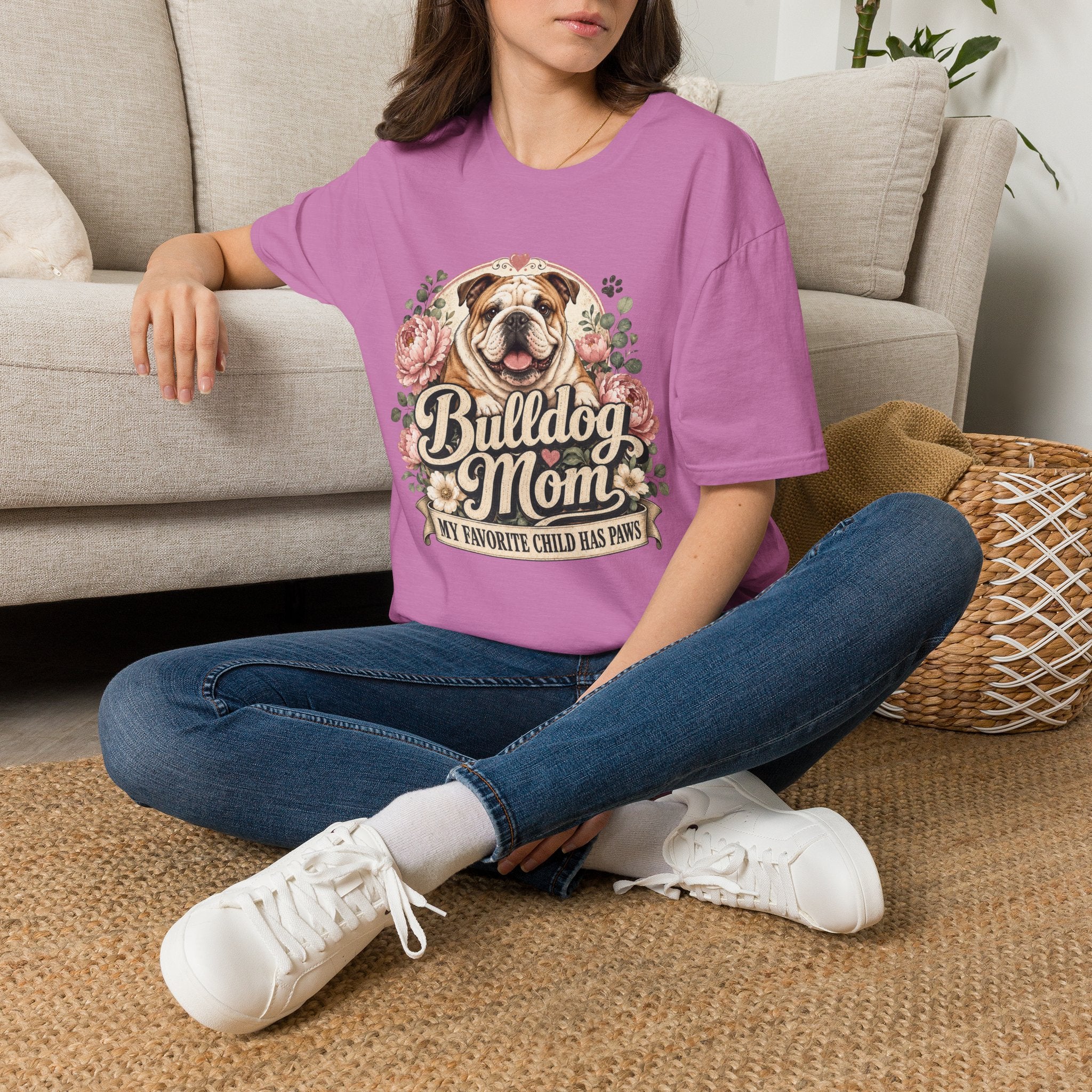 Bulldog Mom T-Shirt