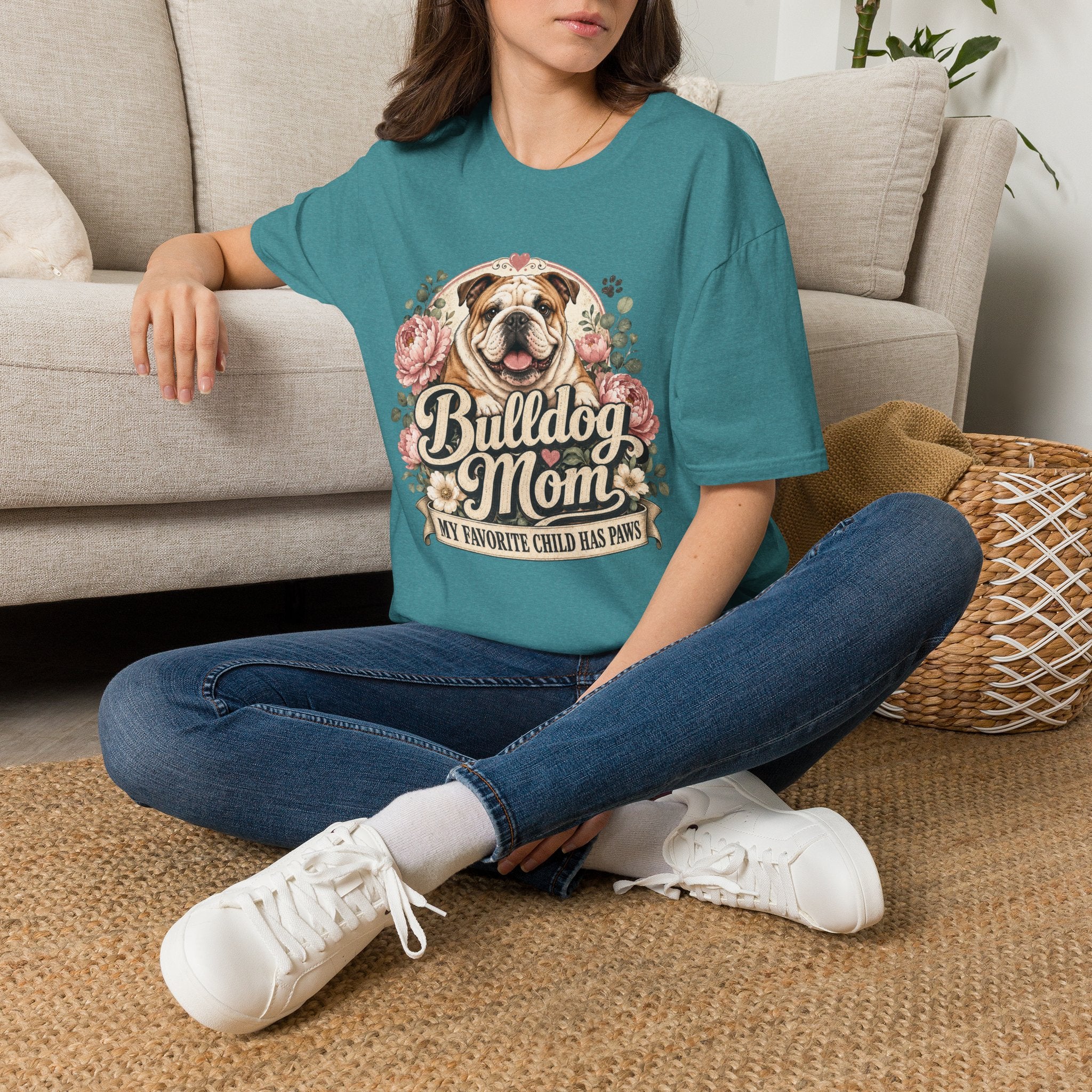 Bulldog Mom T-Shirt