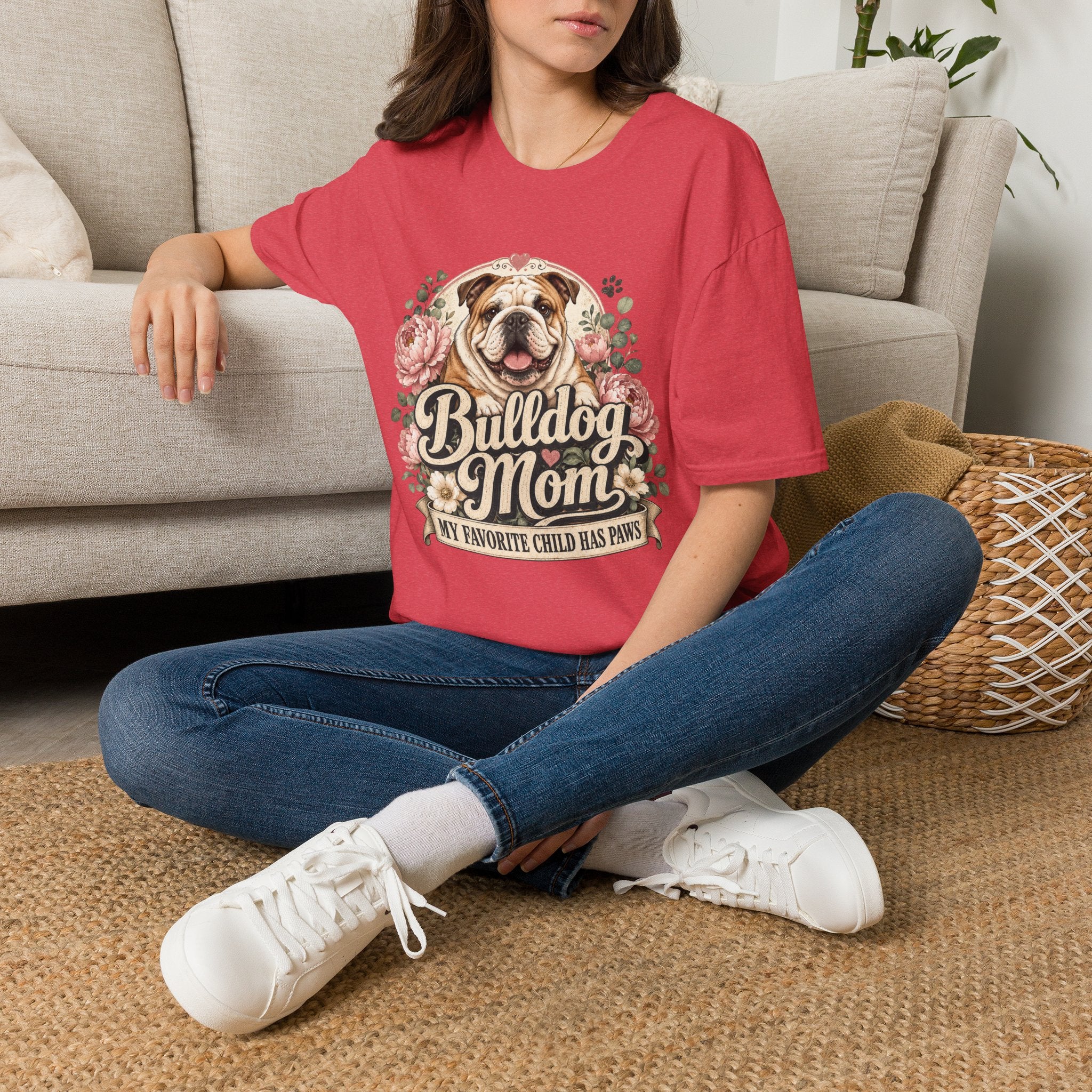 Bulldog Mom T-Shirt